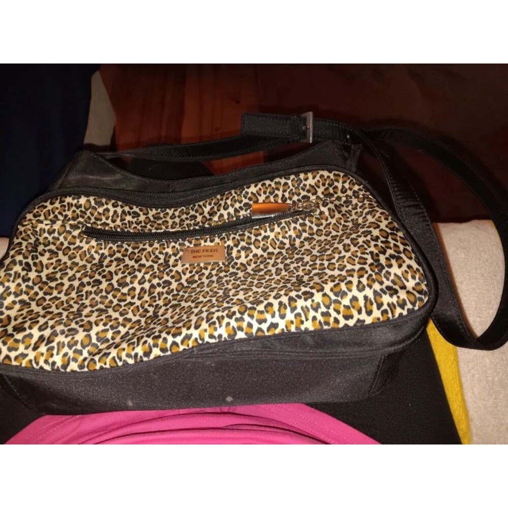 Ladies Handbag - Picture 8 of 8